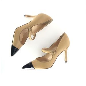 Manolo Blahnik Campari nude black patent toe sz41